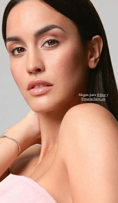 Megan Montaner erotic star img