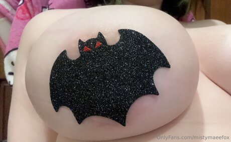 mistymaeefox high quality star img