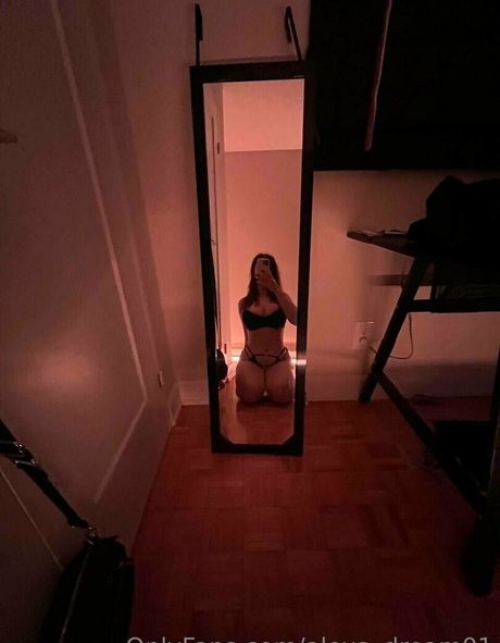 alexa dream01 beautiful model image