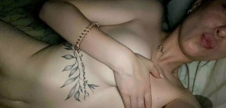 Magic Lady erotic star pics