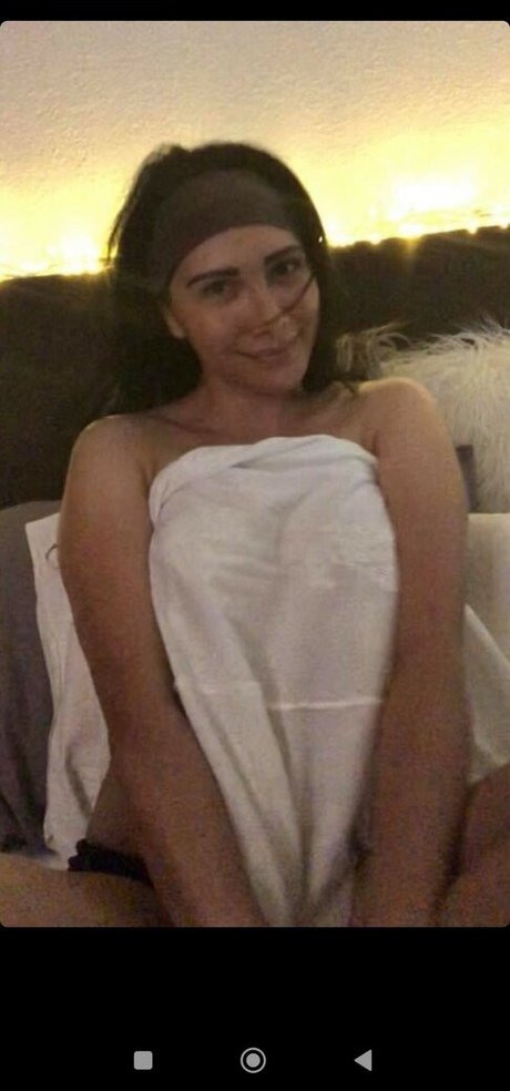 Cari 88 perfect actress pic