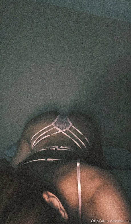 Kwuks xxx pornstar img