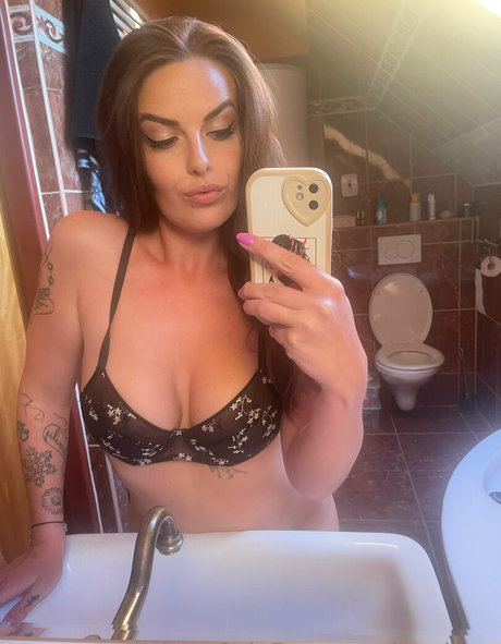 blonde hot wife onlyfans art naked galleries