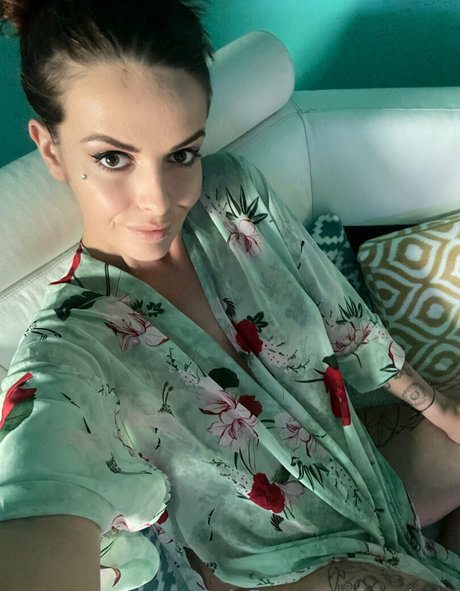 katebran model adult archive