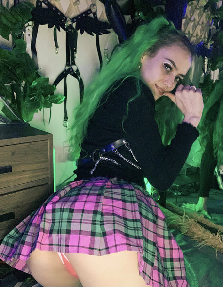 queenwookiee pretty actress images