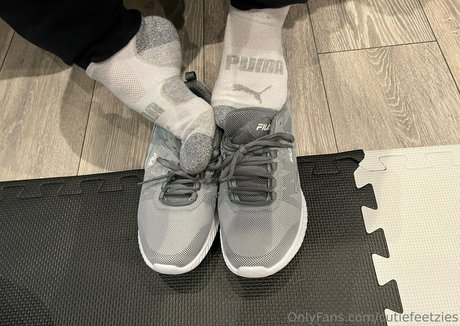 cutiefeetzies exclusive star img