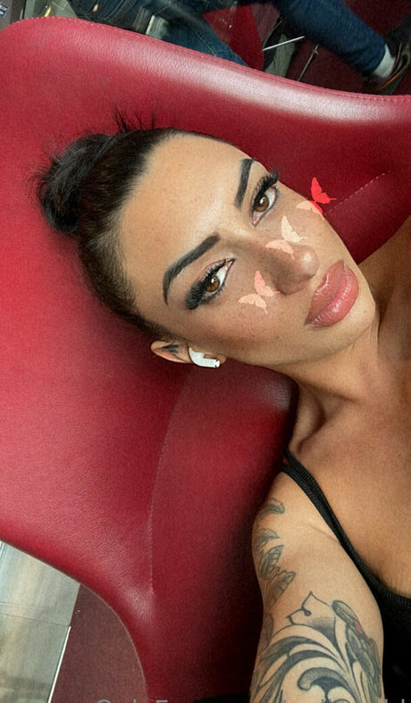 neliagold star nudes pic