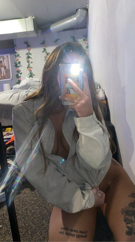 Reannon Hill xxx pornstar gallery