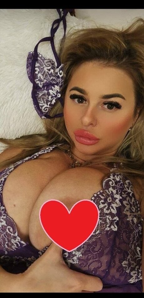 big tits cougar onlyfans art naked photo