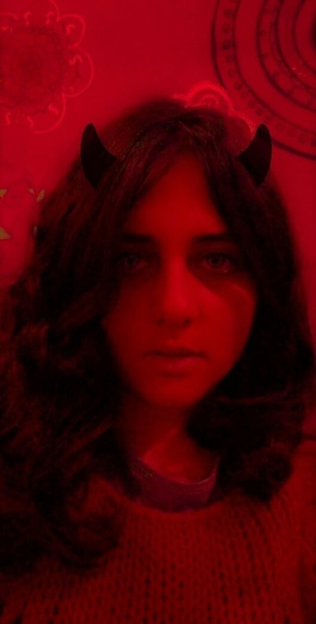 misticacristal beautiful actress pics