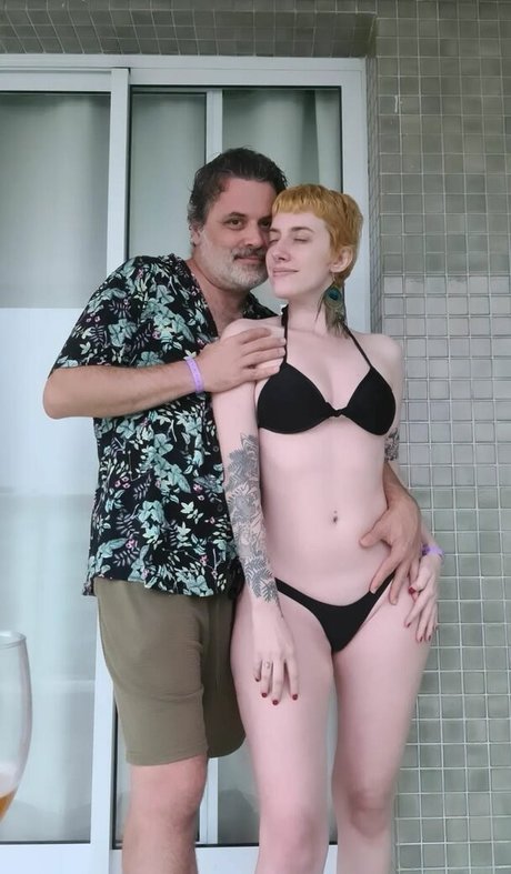 Bela Castelhonebella sex actress galleries