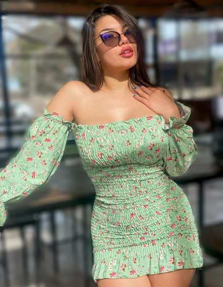 hinnatadelucca pornstar top pics