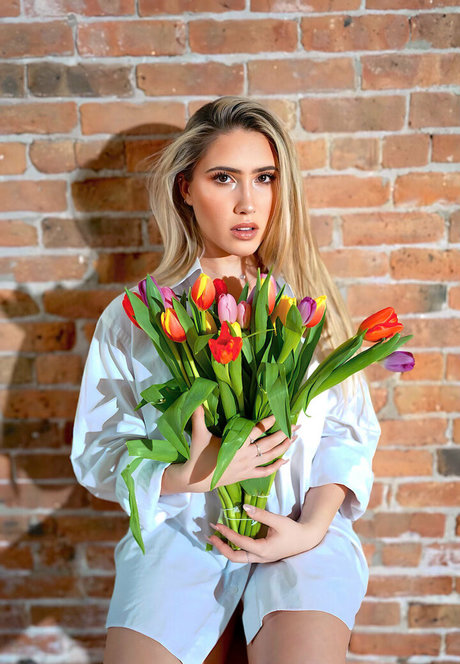 creampie teen onlyfans sexy naked pic