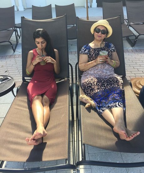 Sasha Kalra model high quality galleries