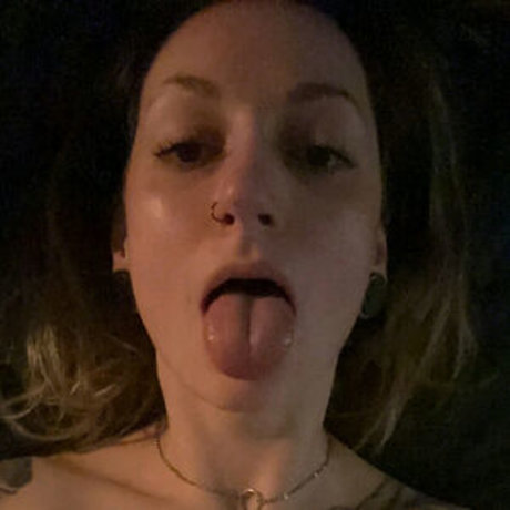 tattooedkhaosss top actress photo