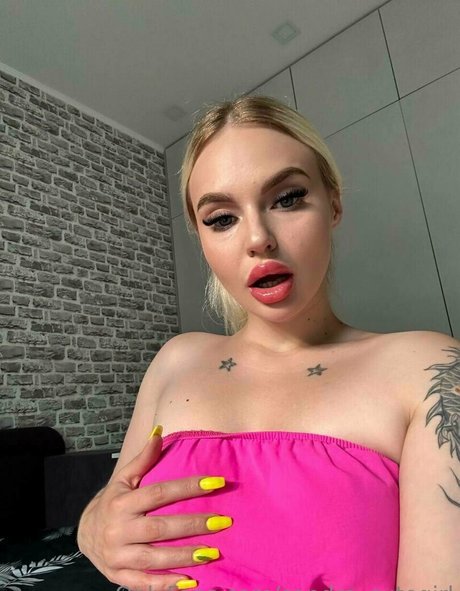 misss sandra vip sexy model image