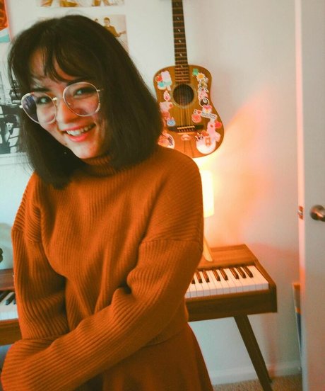 Gabi Belle model naked photo