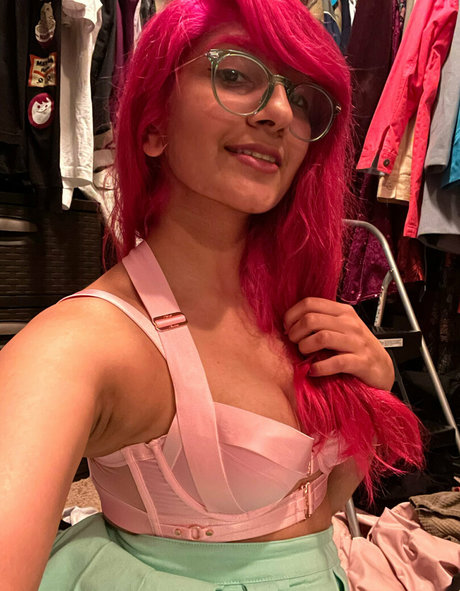 Currymyfavor high quality pornstar gallery