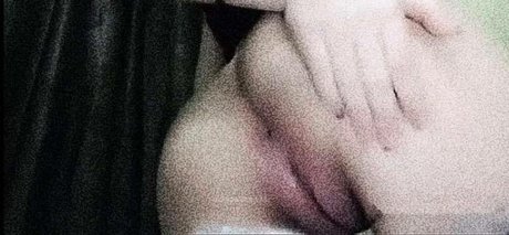 Seirrasz pretty model pic