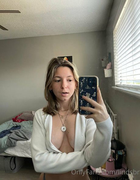 Lindsay Ruggiero model pretty gallery