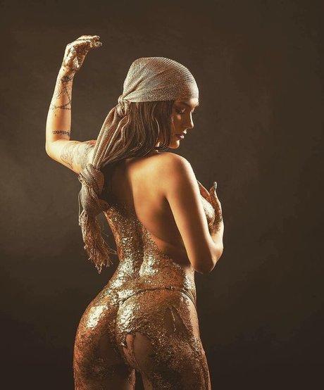 therealroyalskye sexy star images