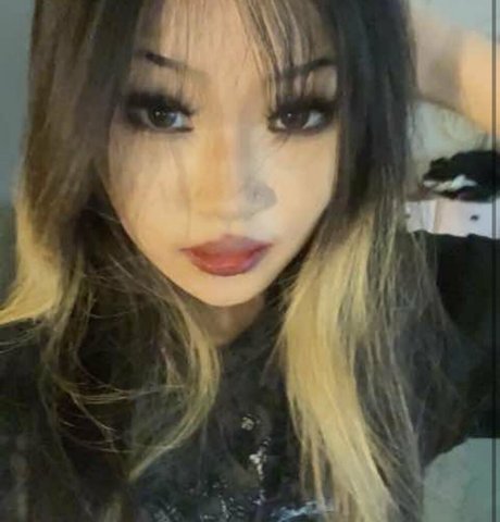 godesszi41 hot actress photos