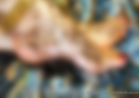 hidden8nature erotic model img