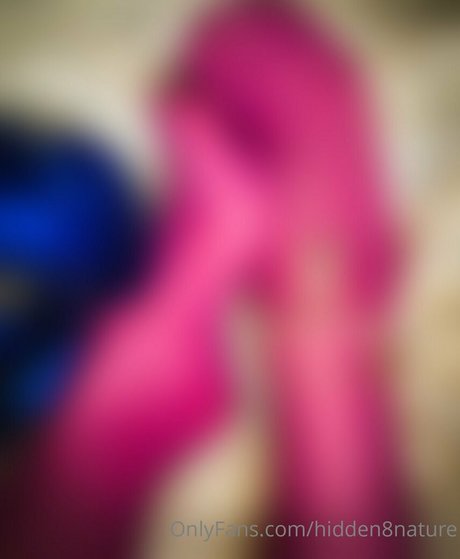 hidden8nature model naked pictures