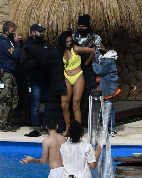 Deepika Padukone star naked gallery