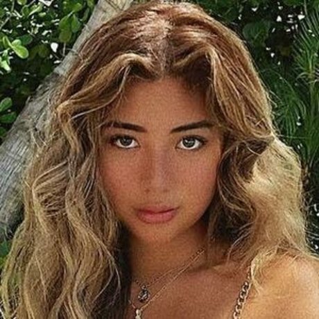 Celine Paolini nude model photo