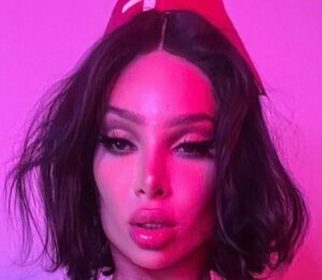 mistressssmel erotic model galleries