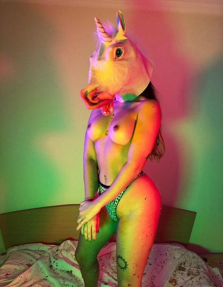 Jullyvrose model sex galleries