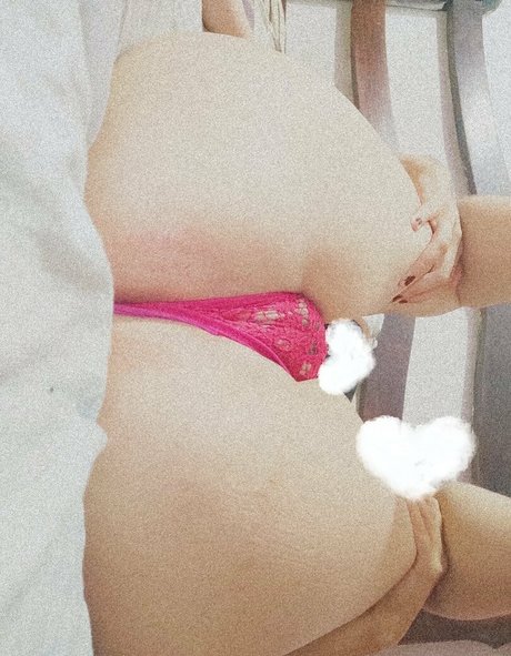 fresitaah nude pornstar img