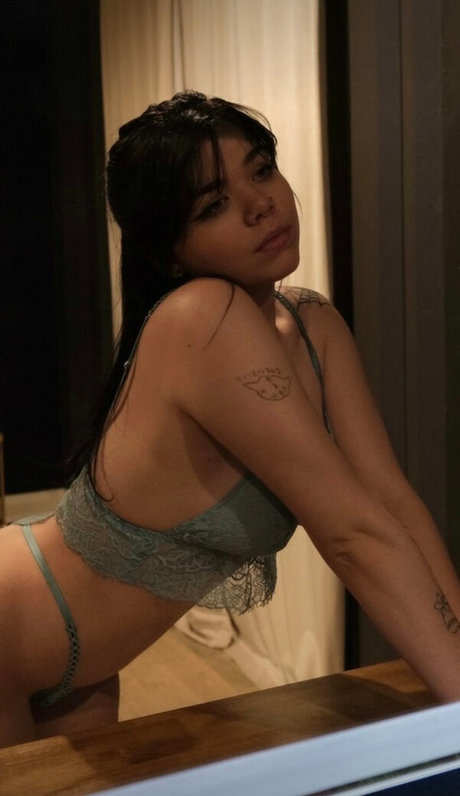 Nikki Natural art actress gallery