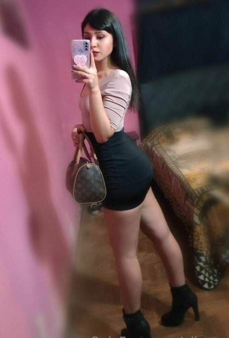 gilady model nude photo