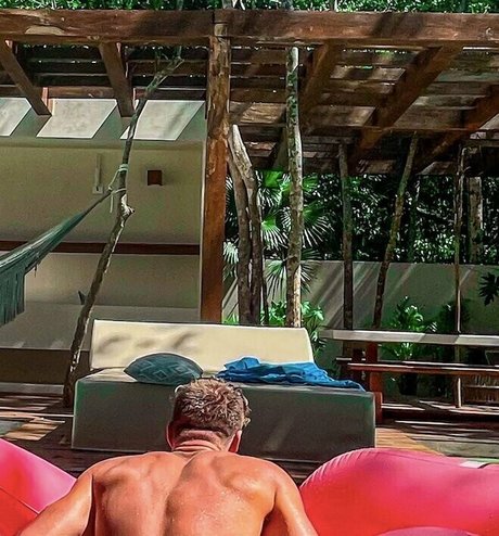 nategarner star nice photo