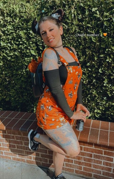 brunette wife onlyfans porno img