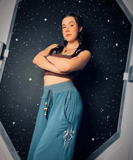 Chanelrenee xo sexy actress img