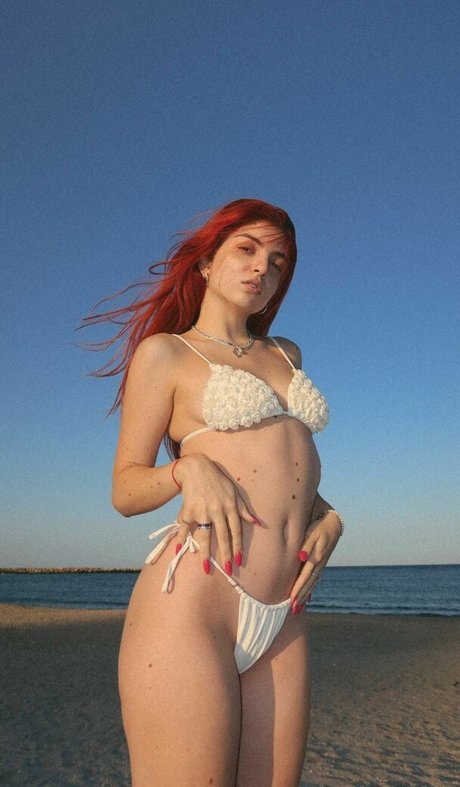 Lorena Visan art model pics