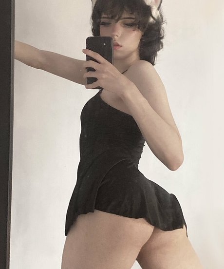 Femboyszn pretty star images