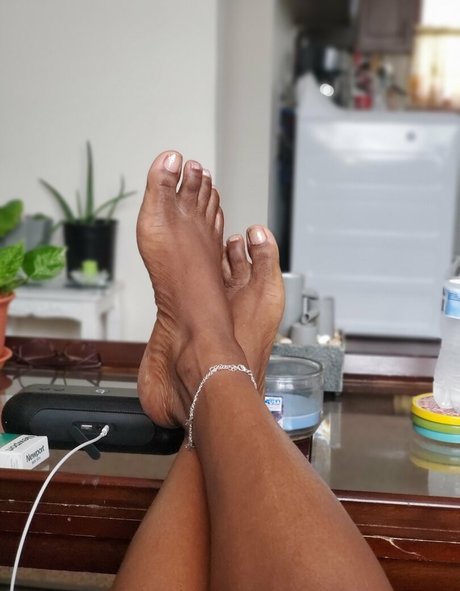 mistressdaniella77 nude star image