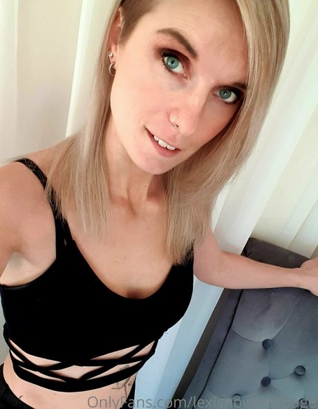 lexisnowfreepage star erotic picture