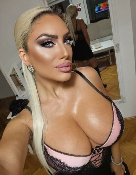 Tea Stosevska art pornstar photos