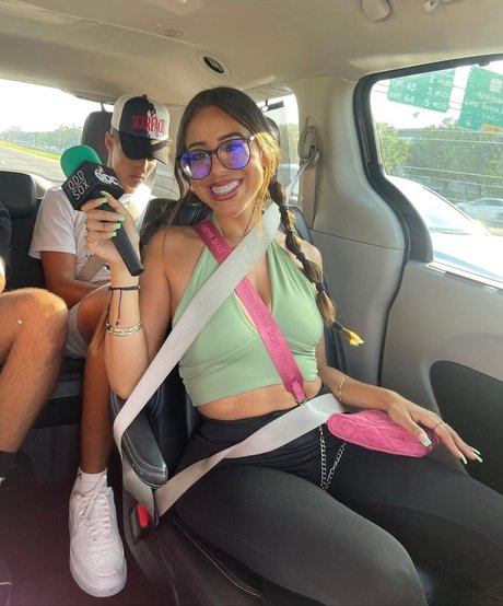 jessicaperlazaa nude actress pictures