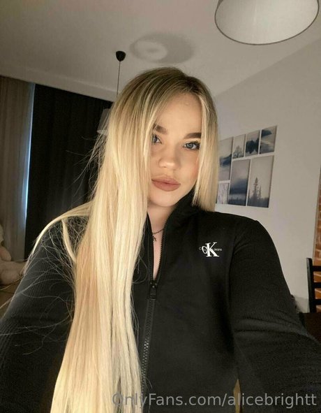 april007free porn star image