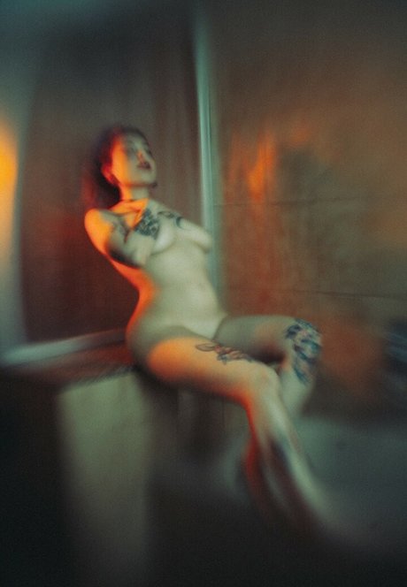 girlfriend onlyfans adult photo