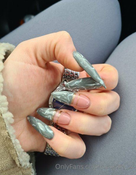 naughty us model nude images