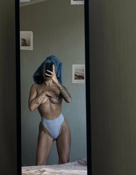 Arinawhynot perfect model picture