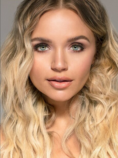 Veronika Dash free star pic