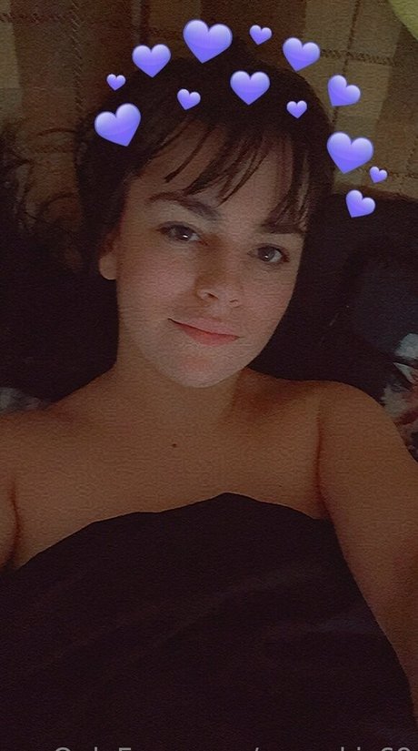 monakis69 model nude images